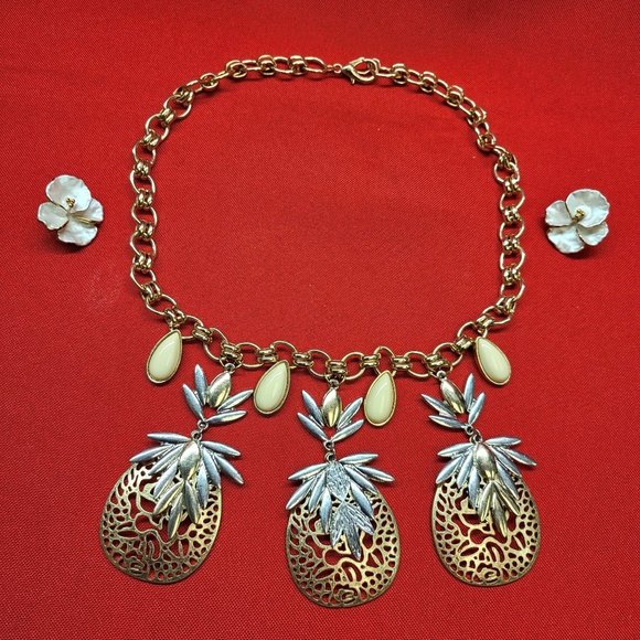 Pineapple Tropical Summer Themed Necklace & Floral Earrings Set - Picture 6 of 10
